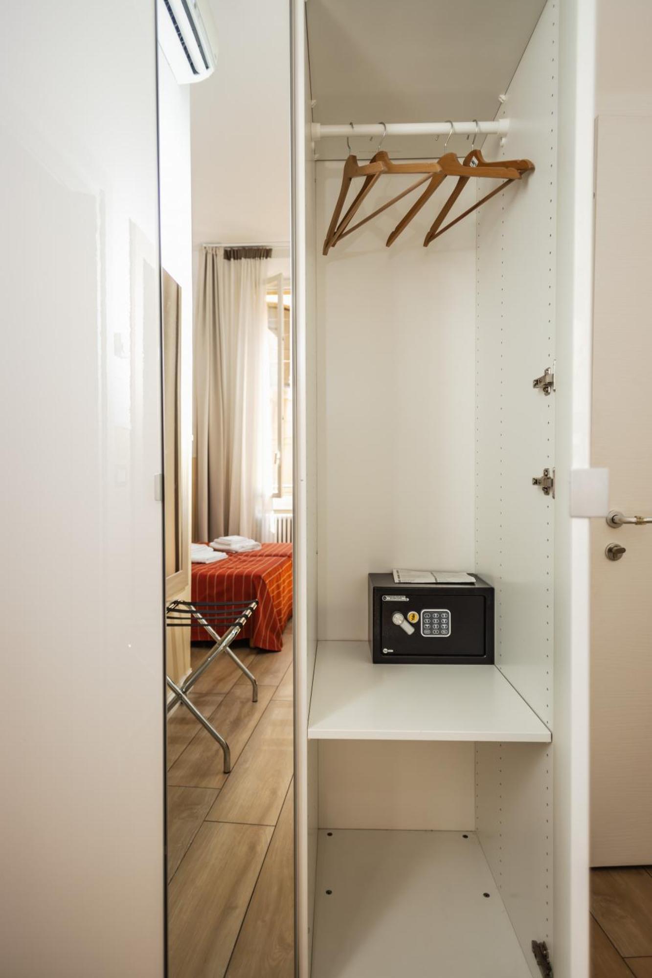 Il Tiro Rooms Bologna Eksteriør billede